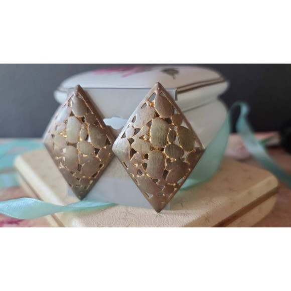 Large Diamond Shaped Clip-on Earrings - Picture 6 of 10